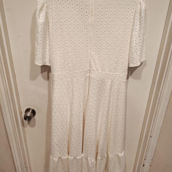 London Times NWT Women's Ivory Eyelet Ruffle Hem Faux Wrap Dress 18W Wedding - Picture 8 of 8